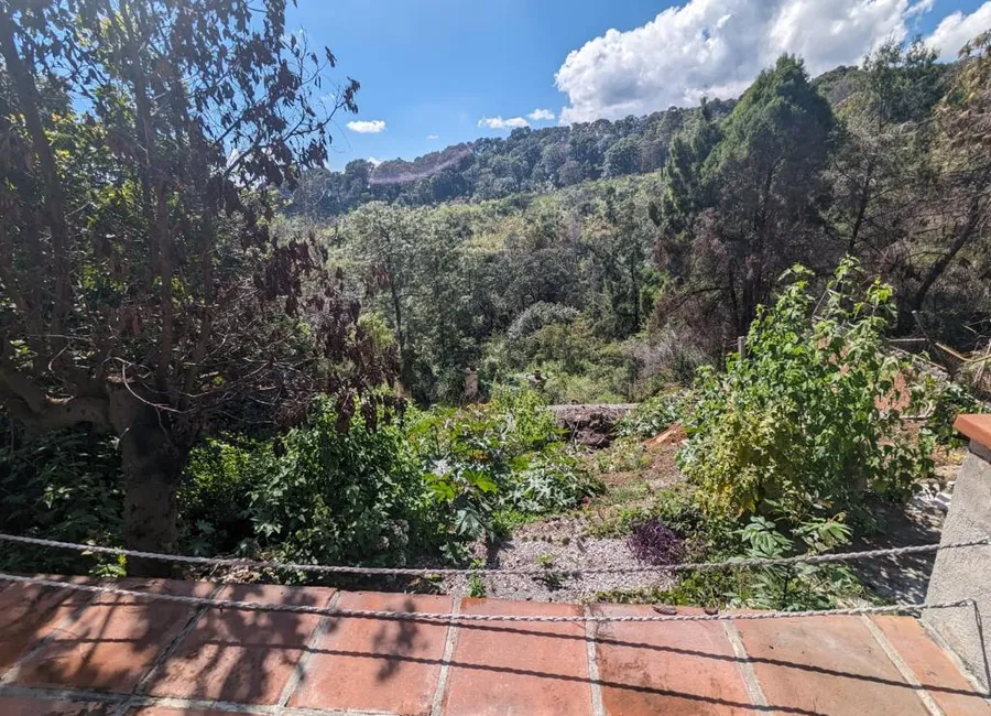 CASA LOMAS DE ATZINGO